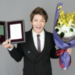 日刊スポーツ映画大賞【岸優太2冠達成！】ファンが選んだ「最高演技賞」に喜びのコメント